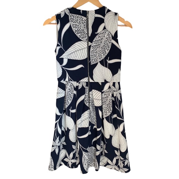 Roz & Ali Dress w Silver Metal Y2K Back Zipper & Oversized Botanical Print sz 2P - Picture 2 of 14